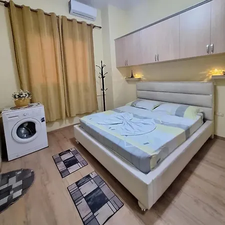 Apartment E&a Center Tirana