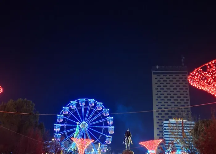 In The Center Apartment *