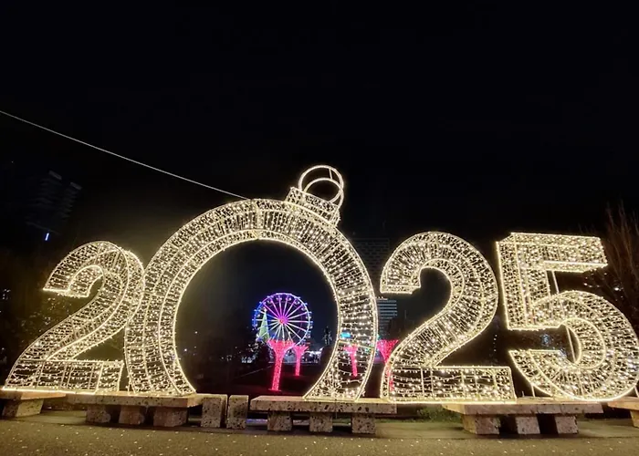 In The Center * Tirana